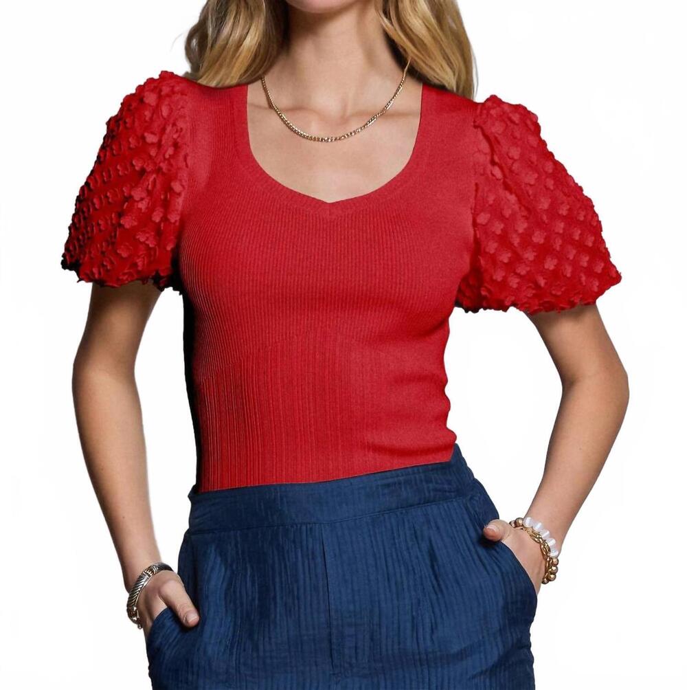 NEW CURRENT AIR 3d floral short sleeve knit top in red